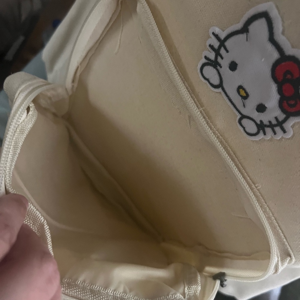 Backpack - Picture 8 of 8